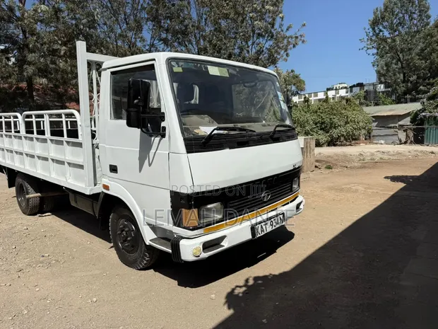 Tata Canter 2005 Lori Ndogo - 1