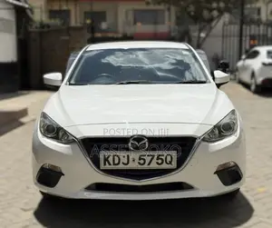 Mazda Axela 2015 Nyeupe