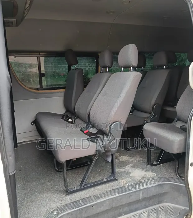 Toyota HiAce 2012 - 7 Seater Bus - 1