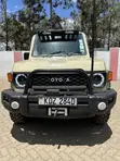 Toyota Land Cruiser 79 Series 1999 Brown - 1