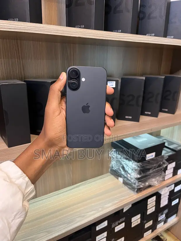 Apple iPhone 16 128GB Nyeusi - 1