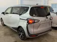 Toyota Sienta 2021 Nyeupe - 4