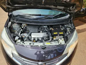 Nissan Note 2013 Burgundy