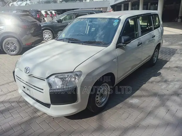 Toyota Probox 2021 - Iliyoagizwa Nje - 1