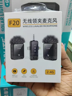 3-in-1 Portable Clip-on Lavalier Wireless Microphone