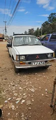 1982 Mitsubishi L200 Truck - White - 3