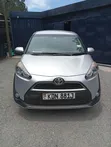 Toyota Sienta 1.5 FWD (6-seater) 2016 Silver - 1