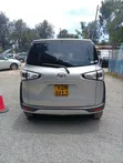 Toyota Sienta 1.5 FWD (6-seater) 2016 Silver - 4