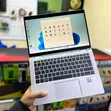 Laptop ya Kubadilika ya HP EliteBook 1040 G6 - 1