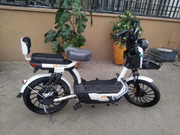 Scooter Mpya ya Umeme 2025 Nyeupe - 1