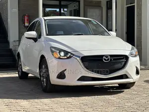 Mazda Demio 2019 Pearl