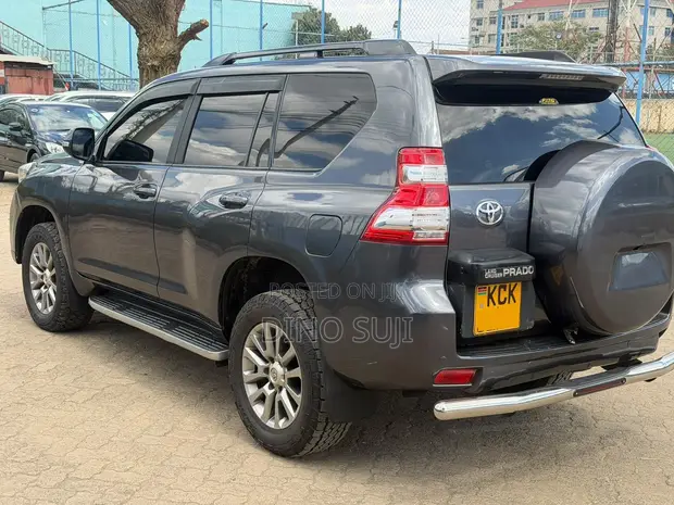 Toyota Land Cruiser Prado 3.0 D-4D 2009 Grey - 1