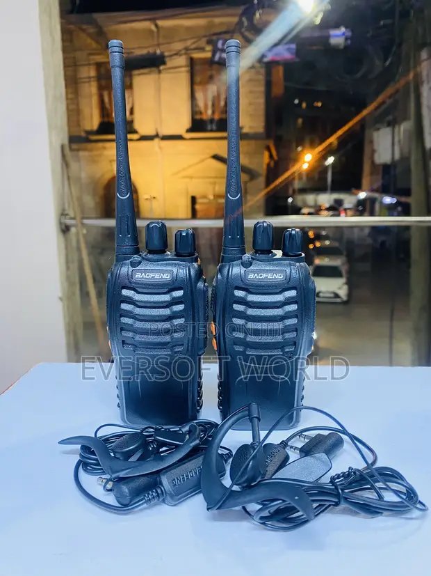 Baofeng Walkie Talkies (1 Pair) - Up to 5km Range - 1