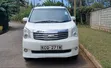 Toyota Noah 2012 White - 3