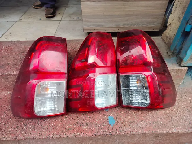 Taa ya Nyuma ya Toyota Hilux Revo 2014 - 1