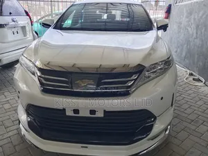 Toyota Harrier 2.5 Hybrid GR Sport 2019 Nyeupe