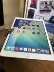 Apple iPad 10.2 (2020) Wi-Fi 128GB Silver - 1