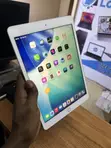 Apple iPad 10.2 (2020) Wi-Fi 128GB Silver - 4