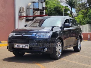 Mitsubishi Outlander ES 2015 Black