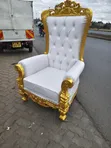 Queen Chair Ngozi Nyeupe - 2
