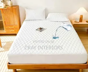 Waterproof Mattress Protector - Brand New