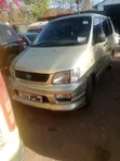 Toyota Noah 2001 Beige - 3