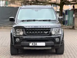 Land Rover Discovery 4 2013 Nyeusi