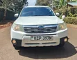 Subaru Forester 2011 White - 2