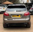 Porsche Cayenne 2014 Dhahabu - 4