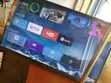 Vitron 32" Smart Frameless TV - 2