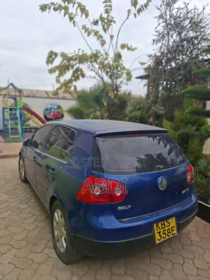 Volkswagen Golf 2.0 FSI 2005 Bluu