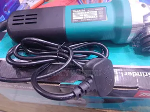 Makita 4.5" Angle Grinder (840W)