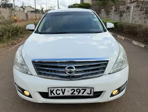 Nissan Teana 2012 Nyeupe