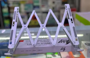 Expandable Metallic Laptop Stand