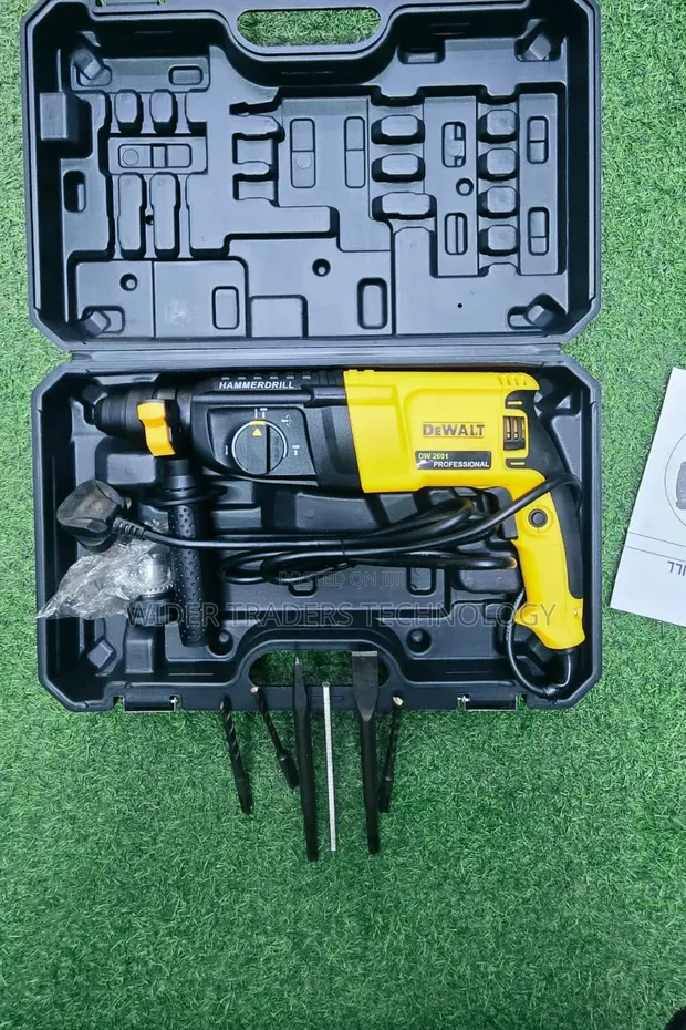 DeWalt Rotary Hammer Drill Kit DW2601 - 1