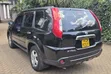 Nissan X-Trail 2010 Nyeusi - 2
