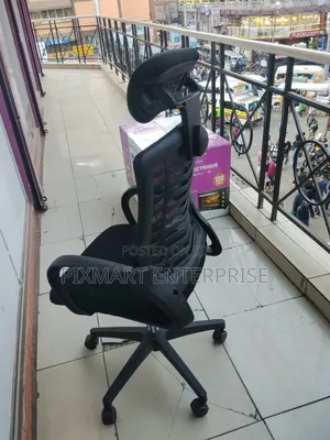Kiti Kipya cha Ofisi cha Mesh chenye Headrest