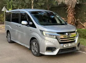 Honda Stepwgn Spada Hybrid 2018 Silver