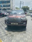 Toyota Land Cruiser V8 2016 Maroon - 3