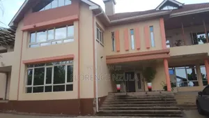 9-Bedroom Mansion for Sale in Kerarapon Drive