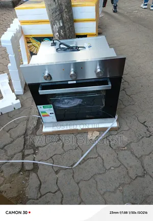 Hisense 60cm Oven ya Umeme ya Kujengwa Ndani (67L)