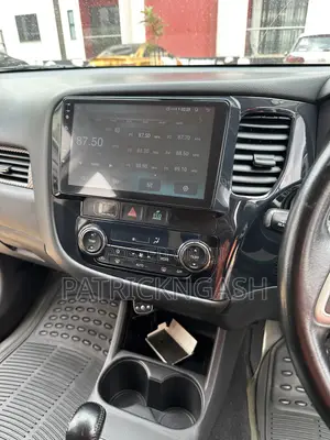 Mitsubishi Outlander 2015 Black