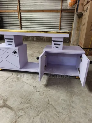 Modern Luxury 4ft Media Console with Gold Edging