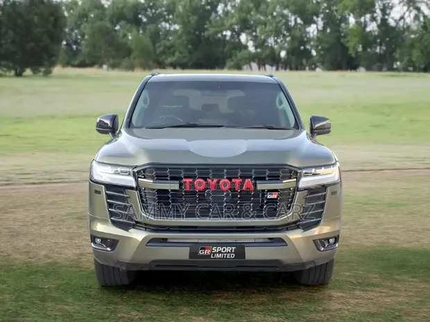 Toyota Land Cruiser V8 2018 Facelift - 1