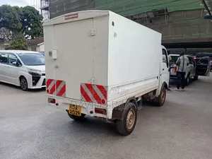 Tata Ace City Ride Skool 2020 - Nyeupe