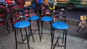 Brand New Counter Chairs - Sina Taabu