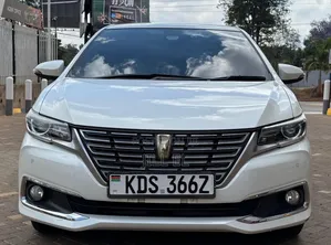 Toyota Premio 2018 Nyeupe
