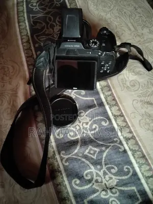 Nikon B500 Digital Camera