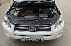 Toyota RAV4 2014 White