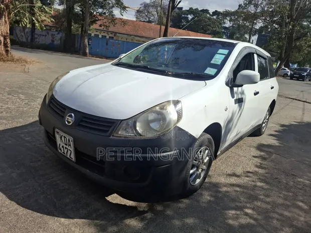 Nissan Advan 2013 White - 1